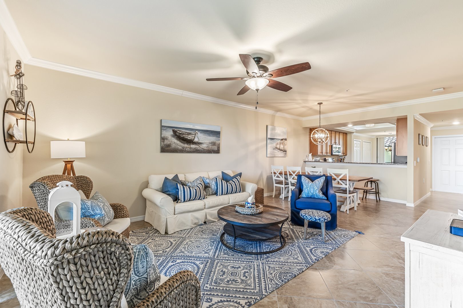 Modern Coastal Décor
