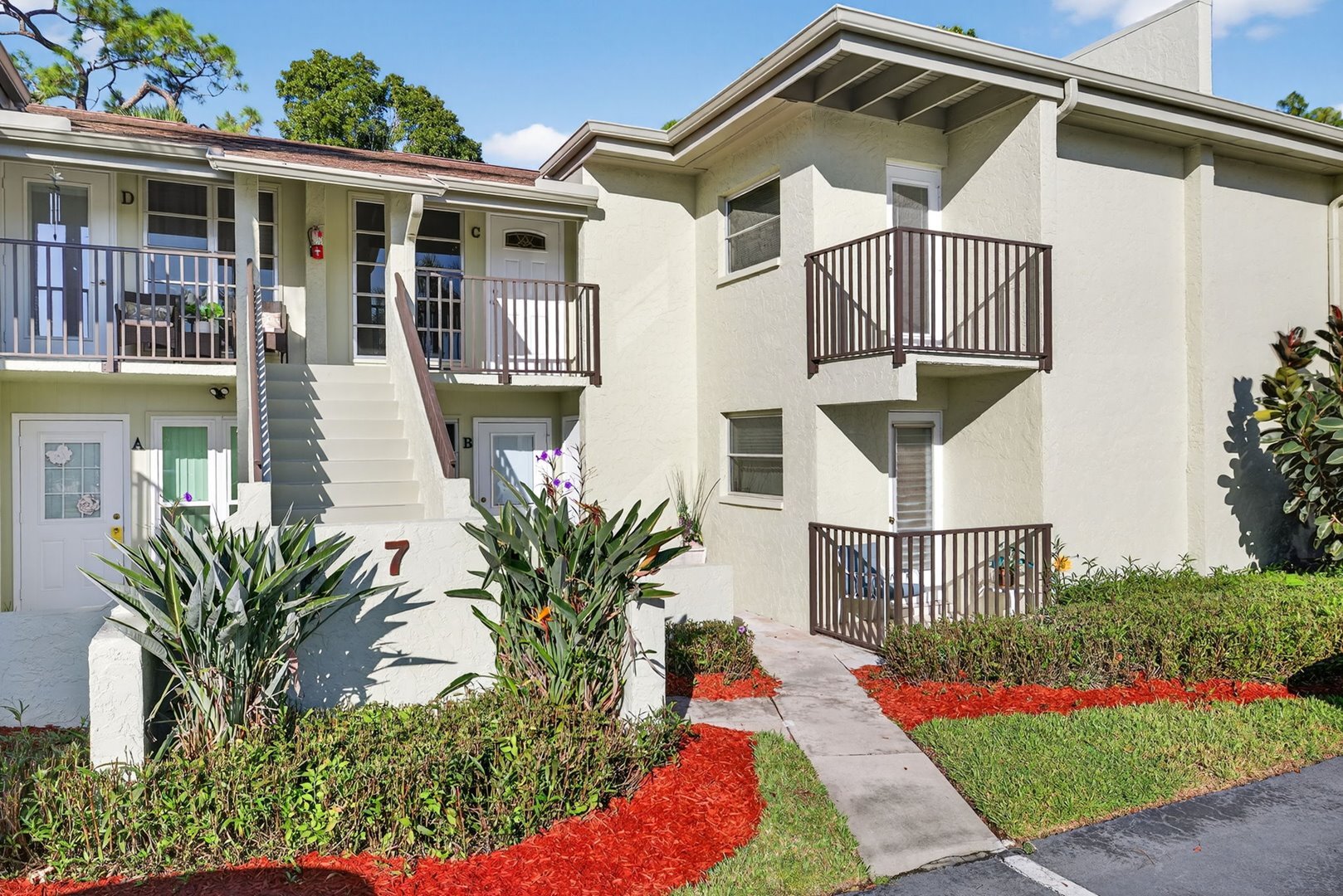 Hidden Gardens Condo in Fort Myers