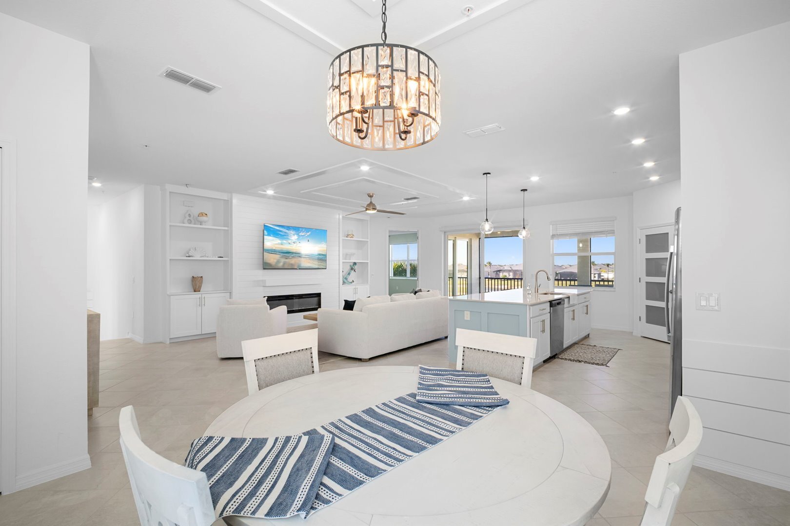 Stunning Coach Home With Golf in Webbs Reserve