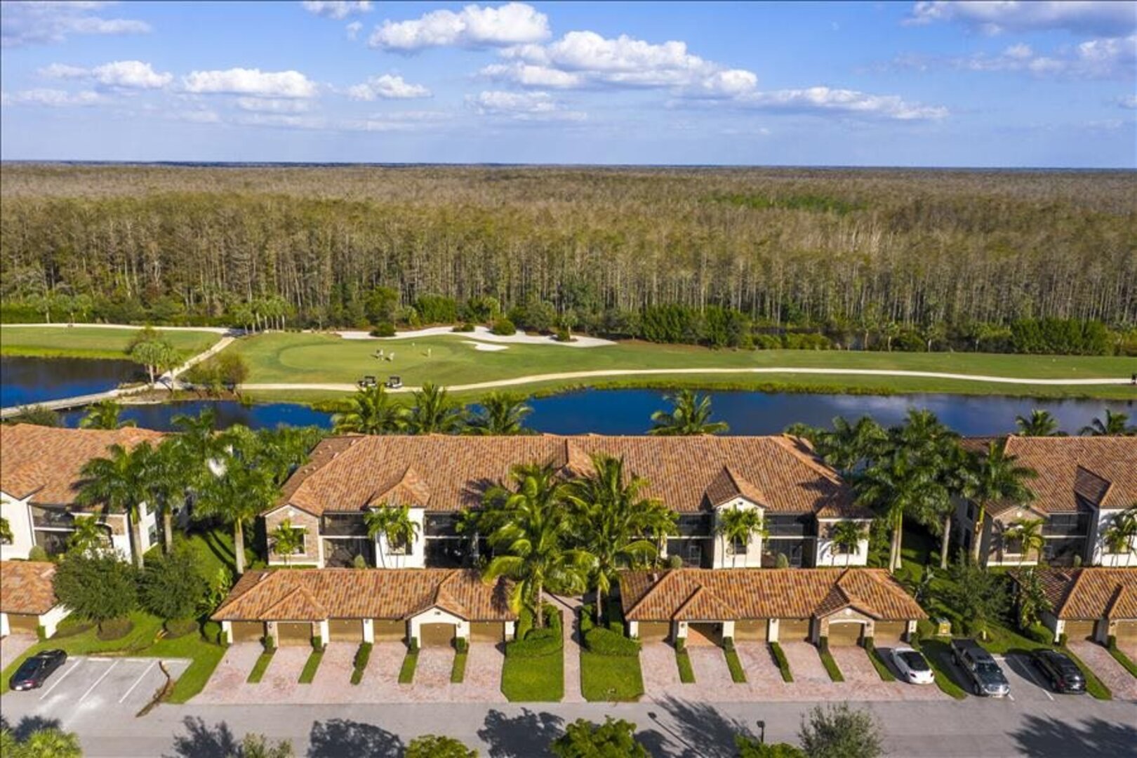 Lake & Golf Course Veranda Views