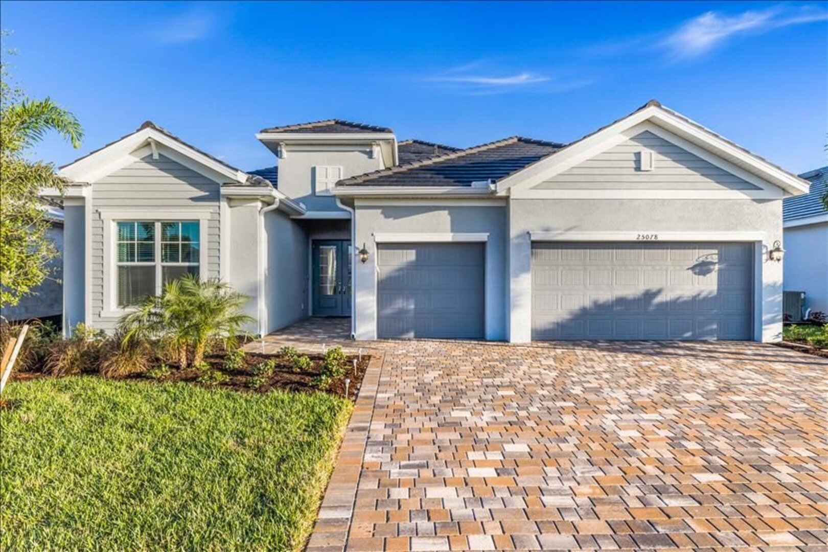 Spectacular Home For Rent in Heritage Landing